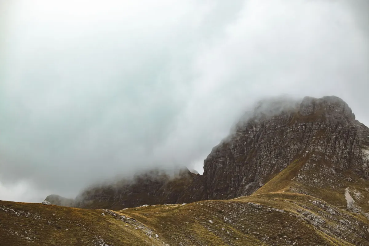Caught in Cloud: How to Stay Safe When Fell Visibility Drops